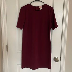 Short sleeve wine colored textured sheath dress